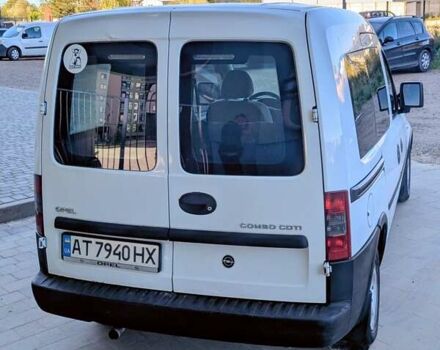 Белый Опель Комбо груз.-пасс., объемом двигателя 1.25 л и пробегом 280 тыс. км за 2999 $, фото 7 на Automoto.ua