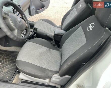 Білий Опель Комбо вант.-пас., об'ємом двигуна 1.2 л та пробігом 268 тис. км за 4300 $, фото 49 на Automoto.ua