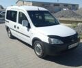 Белый Опель Комбо груз.-пасс., объемом двигателя 1.25 л и пробегом 300 тыс. км за 4000 $, фото 1 на Automoto.ua