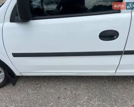 Білий Опель Комбо вант.-пас., об'ємом двигуна 1.2 л та пробігом 268 тис. км за 4300 $, фото 11 на Automoto.ua