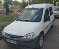 Білий Опель Комбо вант.-пас., об'ємом двигуна 1.2 л та пробігом 447 тис. км за 2500 $, фото 1 на Automoto.ua