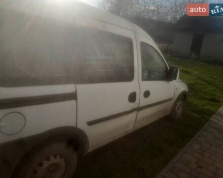 Білий Опель Комбо вант.-пас., об'ємом двигуна 1.3 л та пробігом 255 тис. км за 2600 $, фото 5 на Automoto.ua