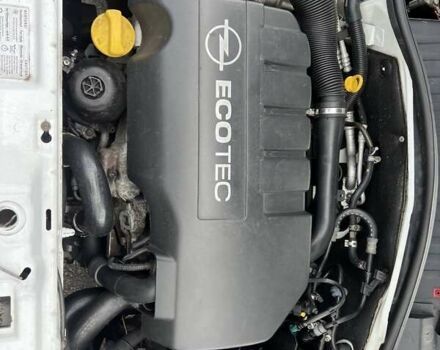 Білий Опель Комбо вант.-пас., об'ємом двигуна 1.2 л та пробігом 268 тис. км за 4300 $, фото 55 на Automoto.ua