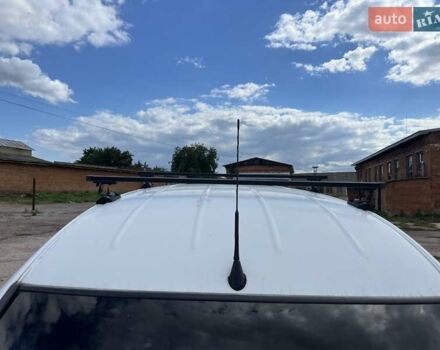 Білий Опель Комбо вант.-пас., об'ємом двигуна 1.2 л та пробігом 268 тис. км за 4300 $, фото 9 на Automoto.ua