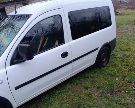 Білий Опель Комбо вант.-пас., об'ємом двигуна 1.25 л та пробігом 200 тис. км за 3300 $, фото 7 на Automoto.ua