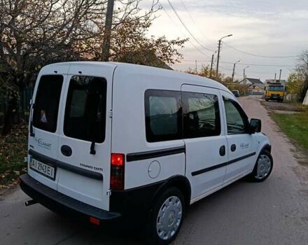 Білий Опель Комбо вант.-пас., об'ємом двигуна 1.3 л та пробігом 268 тис. км за 4500 $, фото 2 на Automoto.ua