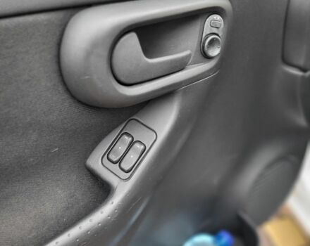 Білий Опель Комбо вант.-пас., об'ємом двигуна 1.2 л та пробігом 323 тис. км за 3750 $, фото 19 на Automoto.ua