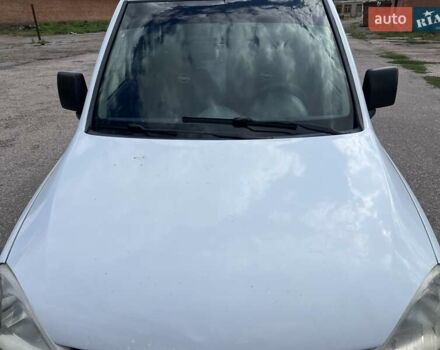 Білий Опель Комбо вант.-пас., об'ємом двигуна 1.2 л та пробігом 268 тис. км за 4300 $, фото 7 на Automoto.ua