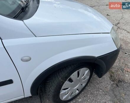Білий Опель Комбо вант.-пас., об'ємом двигуна 1.2 л та пробігом 268 тис. км за 4300 $, фото 25 на Automoto.ua