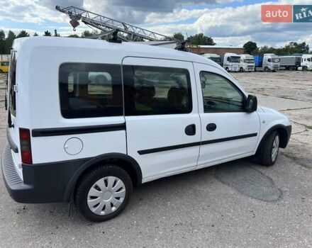 Білий Опель Комбо вант.-пас., об'ємом двигуна 1.2 л та пробігом 268 тис. км за 4300 $, фото 2 на Automoto.ua
