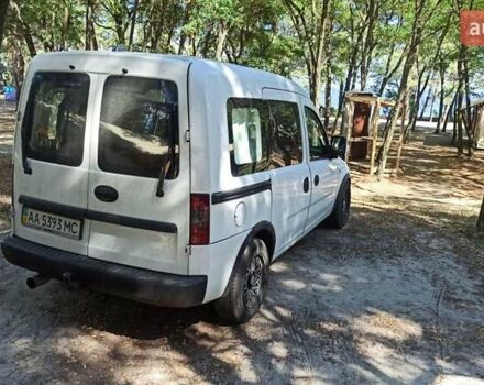 Білий Опель Комбо вант.-пас., об'ємом двигуна 1.7 л та пробігом 385 тис. км за 4700 $, фото 6 на Automoto.ua