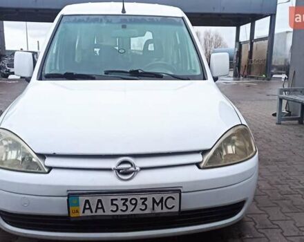 Білий Опель Комбо вант.-пас., об'ємом двигуна 1.7 л та пробігом 385 тис. км за 4700 $, фото 13 на Automoto.ua