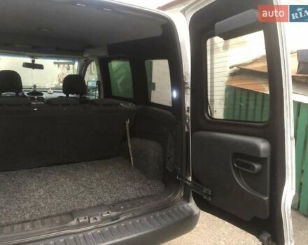 Білий Опель Комбо вант.-пас., об'ємом двигуна 1.69 л та пробігом 200 тис. км за 3750 $, фото 18 на Automoto.ua