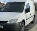 Белый Опель Комбо груз.-пасс., объемом двигателя 1.2 л и пробегом 290 тыс. км за 2680 $, фото 3 на Automoto.ua