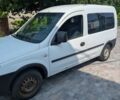 Белый Опель Комбо груз.-пасс., объемом двигателя 1.36 л и пробегом 428 тыс. км за 3700 $, фото 1 на Automoto.ua