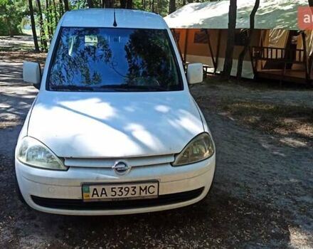 Білий Опель Комбо вант.-пас., об'ємом двигуна 1.7 л та пробігом 385 тис. км за 4700 $, фото 1 на Automoto.ua