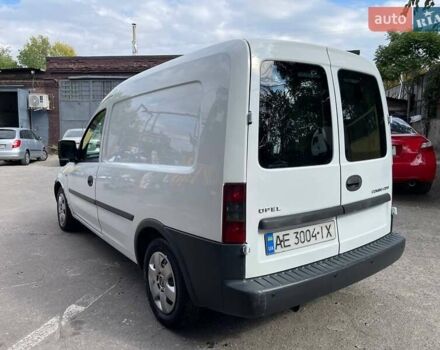 Белый Опель Комбо груз.-пасс., объемом двигателя 1.2 л и пробегом 422 тыс. км за 4200 $, фото 13 на Automoto.ua