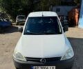 Белый Опель Комбо груз.-пасс., объемом двигателя 1.2 л и пробегом 422 тыс. км за 4200 $, фото 1 на Automoto.ua