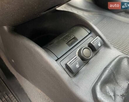 Белый Опель Комбо груз.-пасс., объемом двигателя 1.2 л и пробегом 422 тыс. км за 4200 $, фото 17 на Automoto.ua