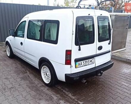 Білий Опель Комбо вант.-пас., об'ємом двигуна 1.7 л та пробігом 385 тис. км за 4700 $, фото 16 на Automoto.ua