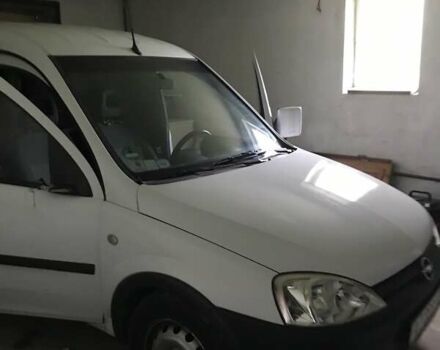 Белый Опель Комбо груз.-пасс., объемом двигателя 1.25 л и пробегом 130 тыс. км за 4200 $, фото 6 на Automoto.ua