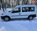 Белый Опель Комбо груз.-пасс., объемом двигателя 1.3 л и пробегом 250 тыс. км за 3300 $, фото 4 на Automoto.ua