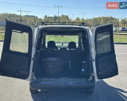 Білий Опель Комбо вант.-пас., об'ємом двигуна 1.3 л та пробігом 431 тис. км за 3500 $, фото 15 на Automoto.ua