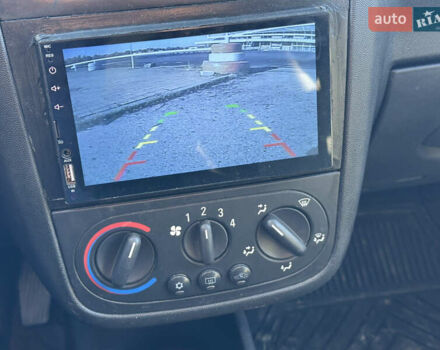 Білий Опель Комбо вант.-пас., об'ємом двигуна 1.3 л та пробігом 431 тис. км за 3500 $, фото 18 на Automoto.ua