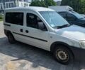 Белый Опель Комбо груз.-пасс., объемом двигателя 1.36 л и пробегом 428 тыс. км за 3700 $, фото 2 на Automoto.ua