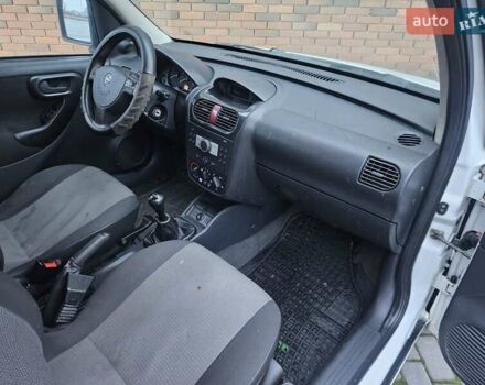 Білий Опель Комбо вант.-пас., об'ємом двигуна 1.25 л та пробігом 373 тис. км за 3600 $, фото 14 на Automoto.ua