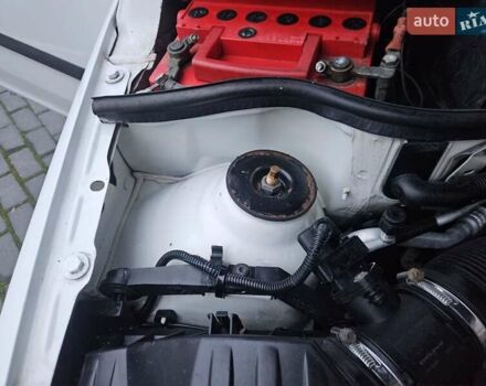 Білий Опель Комбо вант.-пас., об'ємом двигуна 1.25 л та пробігом 373 тис. км за 3600 $, фото 38 на Automoto.ua