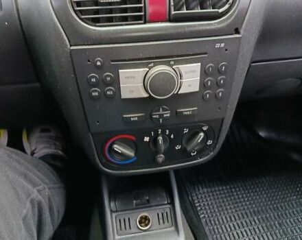 Белый Опель Комбо груз.-пасс., объемом двигателя 1.25 л и пробегом 286 тыс. км за 3500 $, фото 36 на Automoto.ua