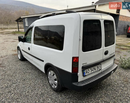 Білий Опель Комбо вант.-пас., об'ємом двигуна 1.69 л та пробігом 154 тис. км за 3500 $, фото 2 на Automoto.ua