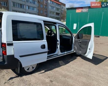 Опель Комбо груз.-пасс. 2007 в Черкассах на Automoto.ua Белый Опель Комбо груз.-пасс., объемом двигателя 1.3 л и пробегом 322 тыс. км за 4300 $, фото 8 на Automoto.ua