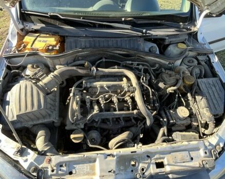 Белый Опель Комбо груз.-пасс., объемом двигателя 1.2 л и пробегом 31 тыс. км за 2300 $, фото 7 на Automoto.ua