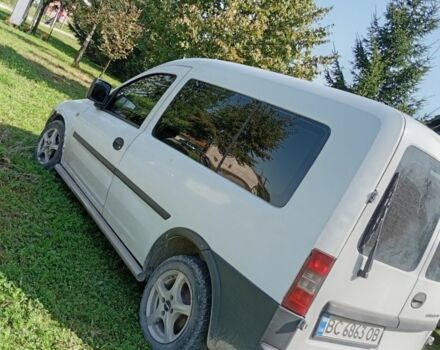 Белый Опель Комбо груз.-пасс., объемом двигателя 1.2 л и пробегом 320 тыс. км за 4500 $, фото 3 на Automoto.ua