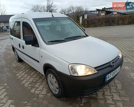 Белый Опель Комбо груз.-пасс., объемом двигателя 1.25 л и пробегом 286 тыс. км за 3500 $, фото 31 на Automoto.ua