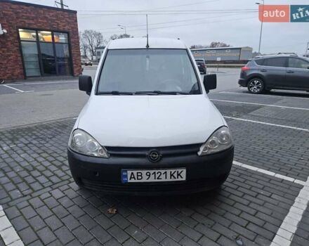 Білий Опель Комбо вант.-пас., об'ємом двигуна 1.25 л та пробігом 373 тис. км за 3600 $, фото 12 на Automoto.ua