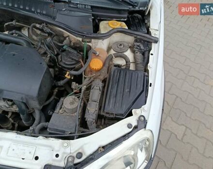 Белый Опель Комбо груз.-пасс., объемом двигателя 1.25 л и пробегом 286 тыс. км за 3500 $, фото 53 на Automoto.ua