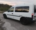 Белый Опель Комбо груз.-пасс., объемом двигателя 1.7 л и пробегом 305 тыс. км за 3810 $, фото 4 на Automoto.ua