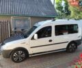 Белый Опель Комбо груз.-пасс., объемом двигателя 1.69 л и пробегом 305 тыс. км за 4800 $, фото 1 на Automoto.ua
