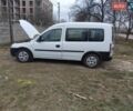 Белый Опель Комбо груз.-пасс., объемом двигателя 1.2 л и пробегом 250 тыс. км за 3500 $, фото 1 на Automoto.ua