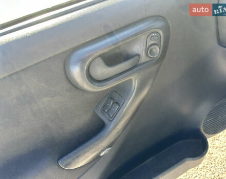 Білий Опель Комбо вант.-пас., об'ємом двигуна 1.3 л та пробігом 431 тис. км за 3500 $, фото 16 на Automoto.ua