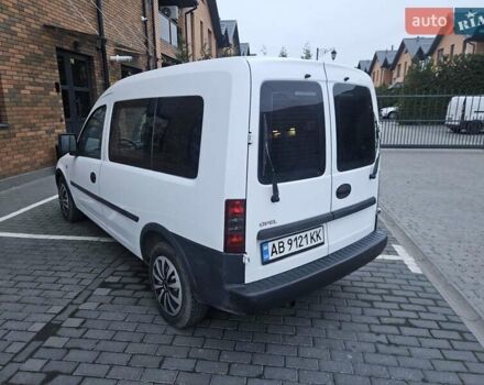 Білий Опель Комбо вант.-пас., об'ємом двигуна 1.25 л та пробігом 373 тис. км за 3600 $, фото 13 на Automoto.ua
