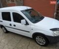Белый Опель Комбо груз.-пасс., объемом двигателя 1.25 л и пробегом 370 тыс. км за 3900 $, фото 1 на Automoto.ua