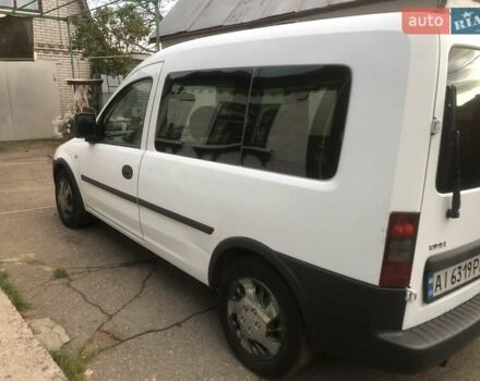 Білий Опель Комбо вант.-пас., об'ємом двигуна 1.69 л та пробігом 200 тис. км за 3750 $, фото 5 на Automoto.ua