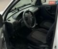 Белый Опель Комбо груз.-пасс., объемом двигателя 1.2 л и пробегом 252 тыс. км за 4200 $, фото 2 на Automoto.ua