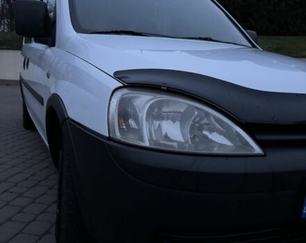 Белый Опель Комбо груз.-пасс., объемом двигателя 1.7 л и пробегом 245 тыс. км за 4500 $, фото 14 на Automoto.ua