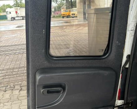 Білий Опель Комбо вант.-пас., об'ємом двигуна 1.3 л та пробігом 287 тис. км за 4600 $, фото 6 на Automoto.ua