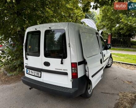 Белый Опель Комбо груз.-пасс., объемом двигателя 1.2 л и пробегом 314 тыс. км за 3900 $, фото 5 на Automoto.ua